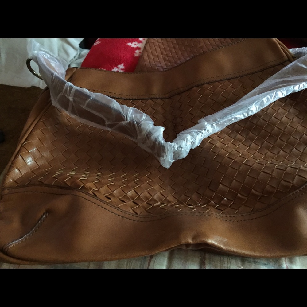 Handbag - Picture 2 of 3